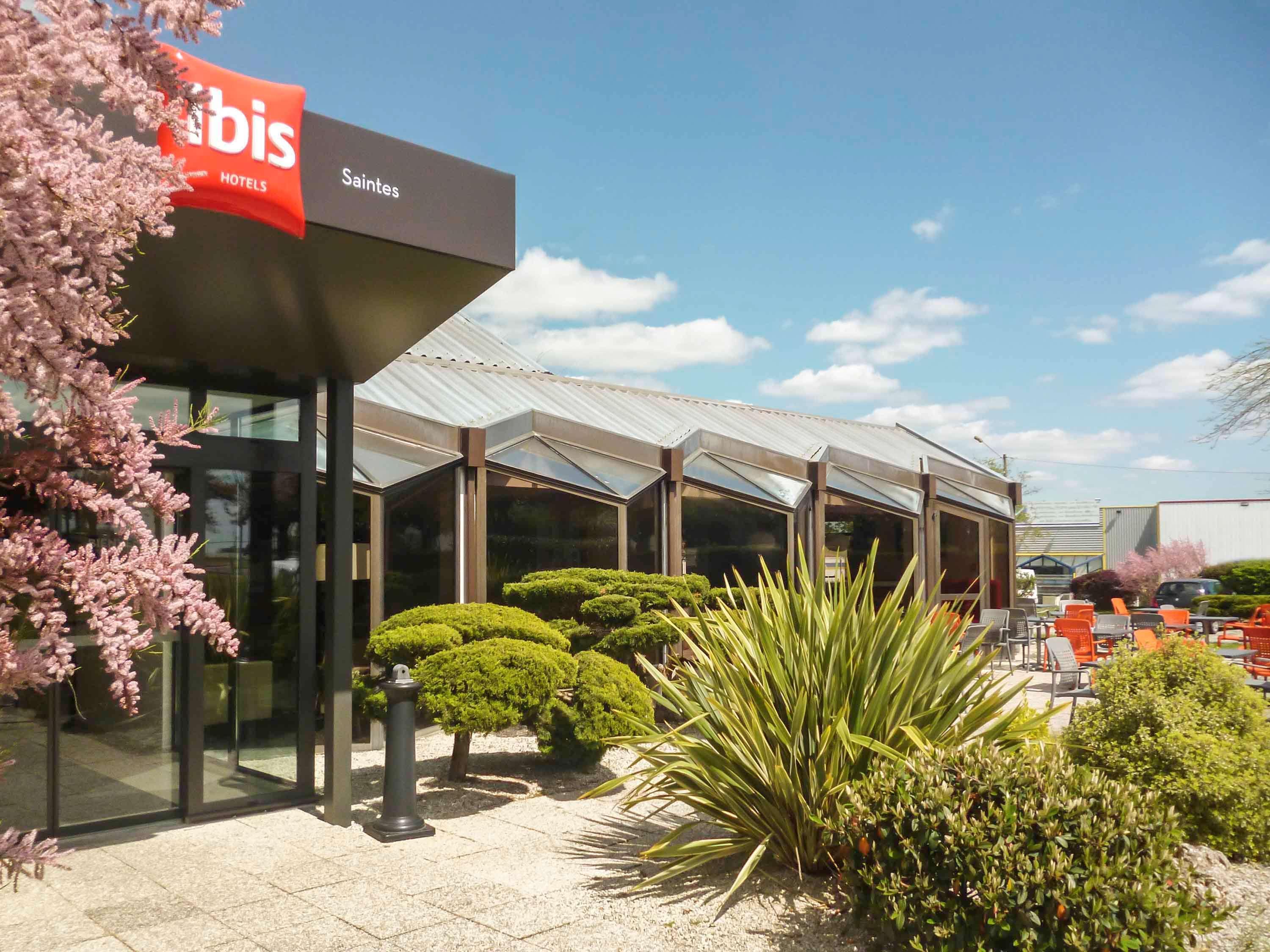 מלון Ibis סנטה מראה חיצוני תמונה